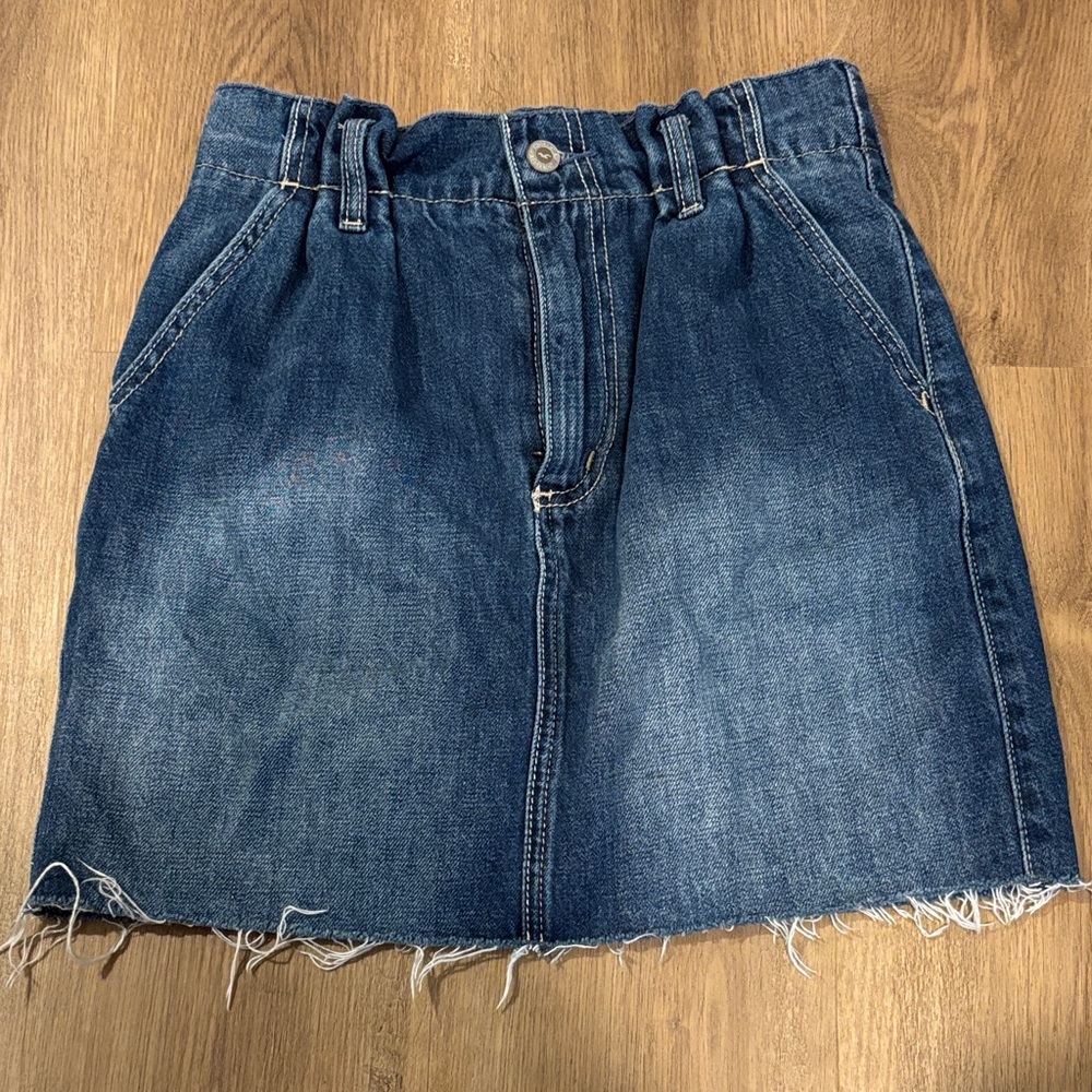 Hollister A-Line Denim Skirt with Frayed Hem (bin11)